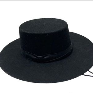 Capas headwear black wool hat